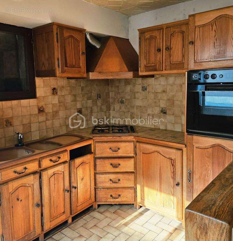 À SAISIR – Maison au calme avec fort potentiel à seulement 6 km de Clamecy 58500 ! - photo 5