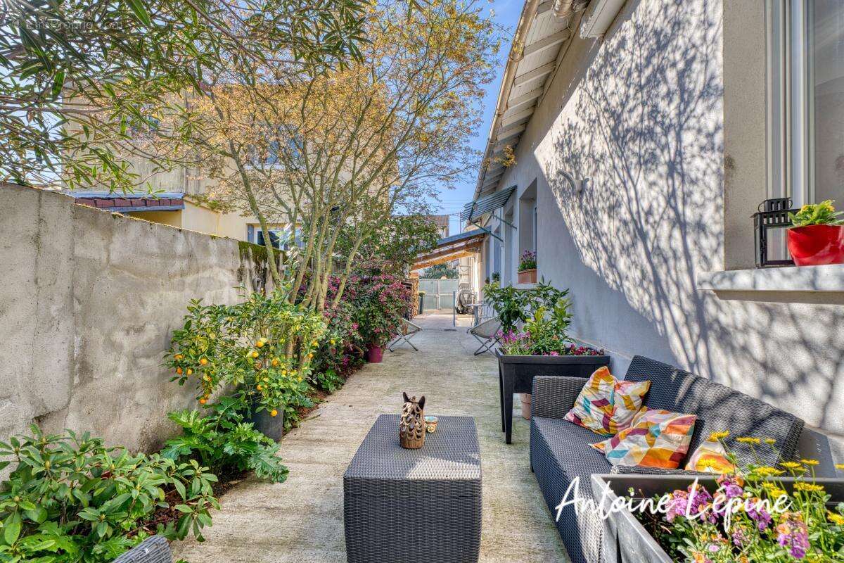 Maison à VENISSIEUX