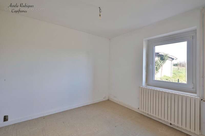 Maison à vendre 3 pièces BOZ (01) - photo 7