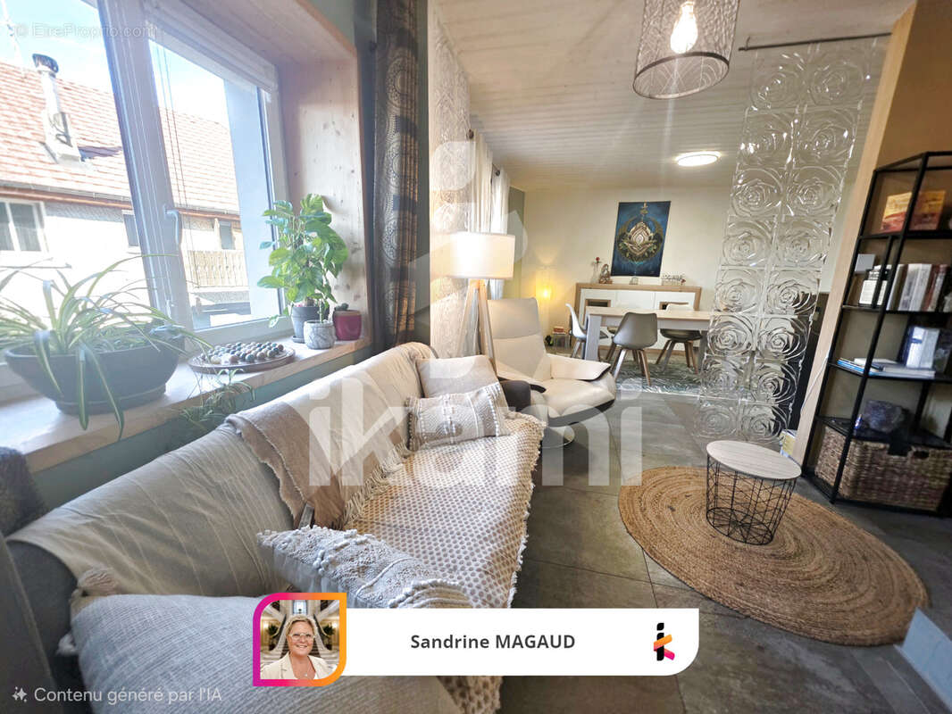Maison à LYAUD