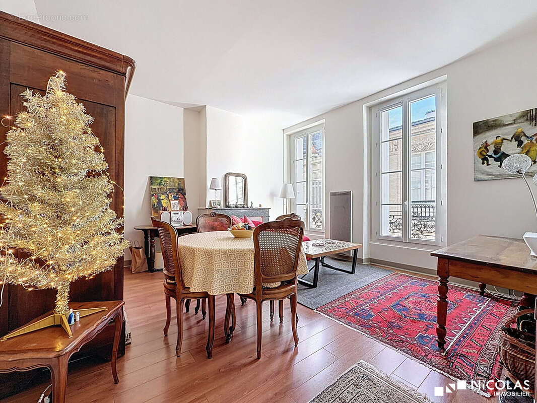 Appartement à BORDEAUX