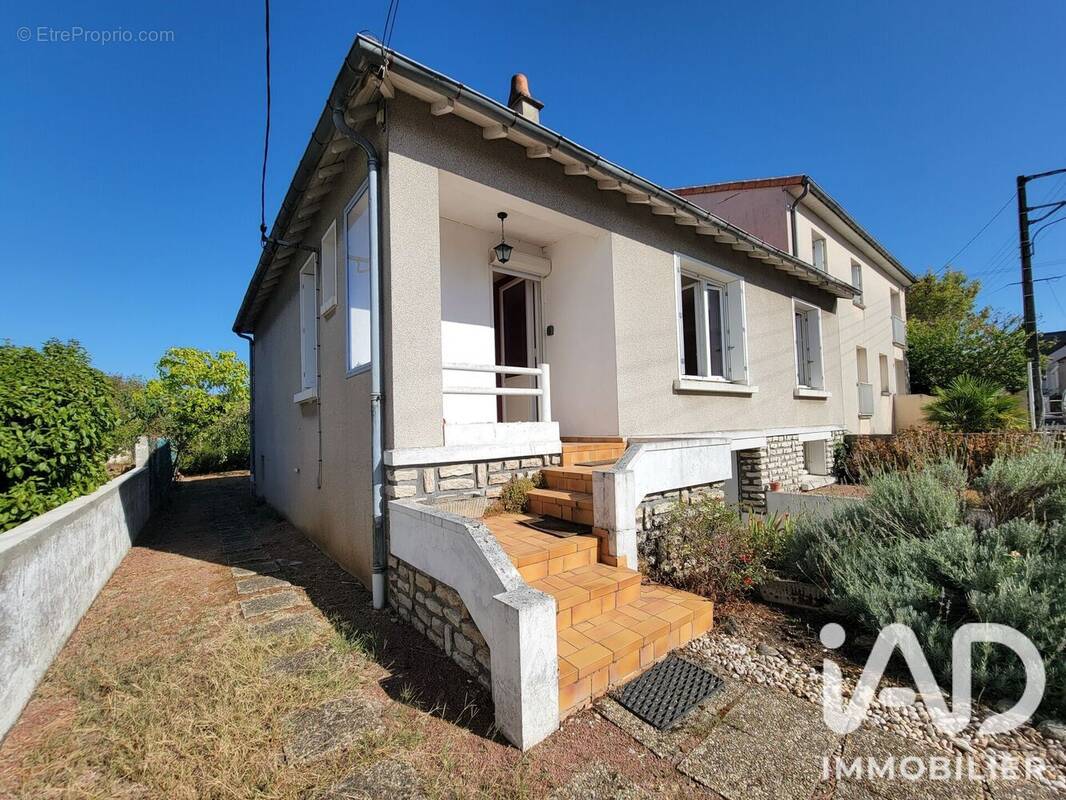 Photo 1 - Maison à THOUARS