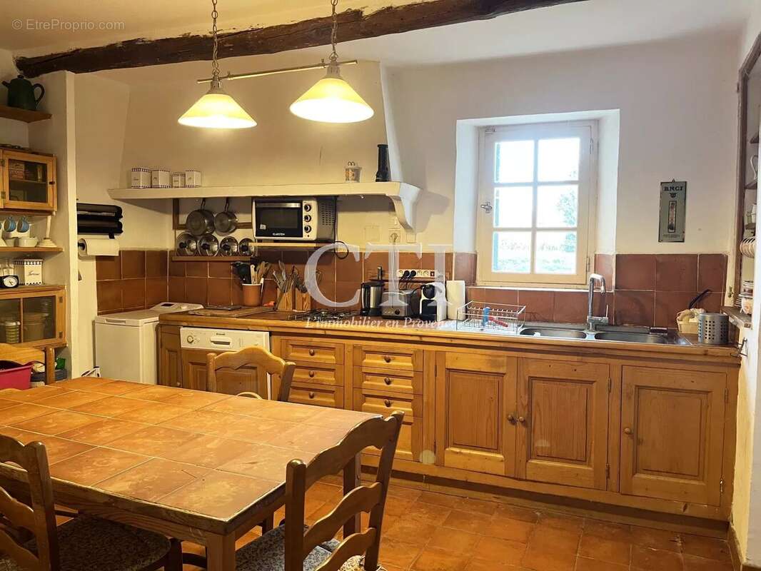 Maison à VAISON-LA-ROMAINE