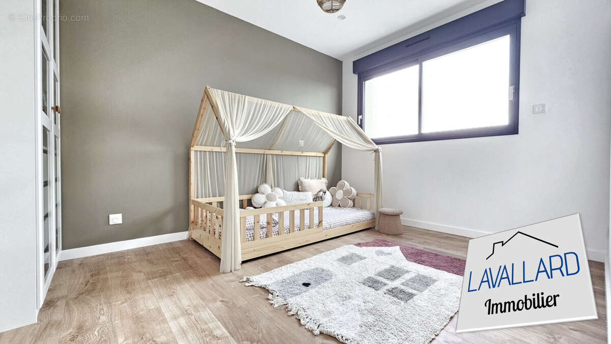 Maison à RAINNEVILLE