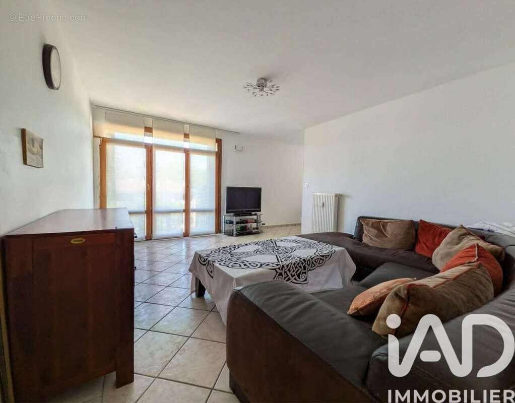 Appartement 89 m² à Verdun  - photo 3