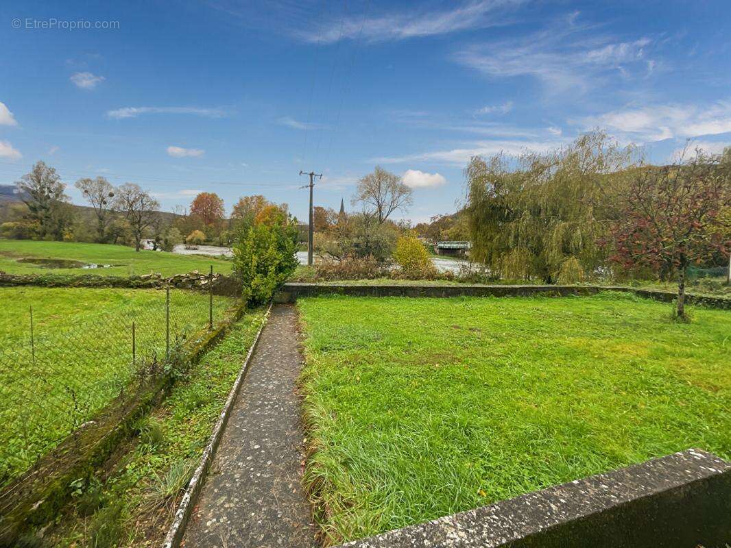 Maison à PORT-LESNEY