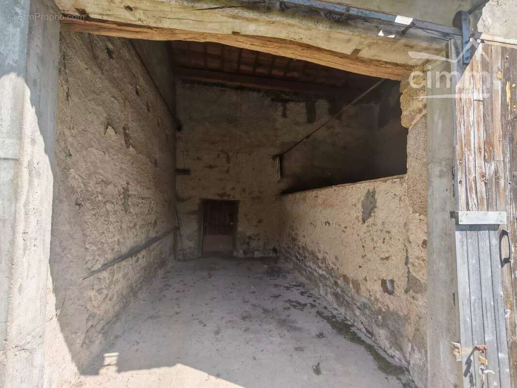 Maison à SAINT-FLOUR