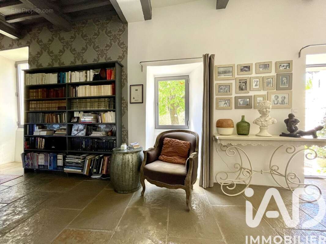 Photo 8 - Maison à LUSSAN