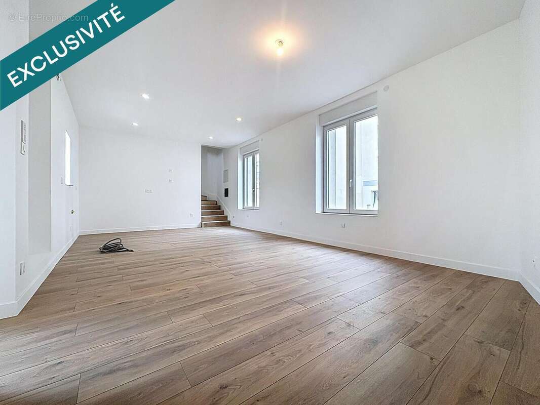 Photo 2 - Maison à REIMS