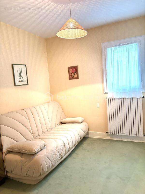 Maison à REIGNAC-SUR-INDRE