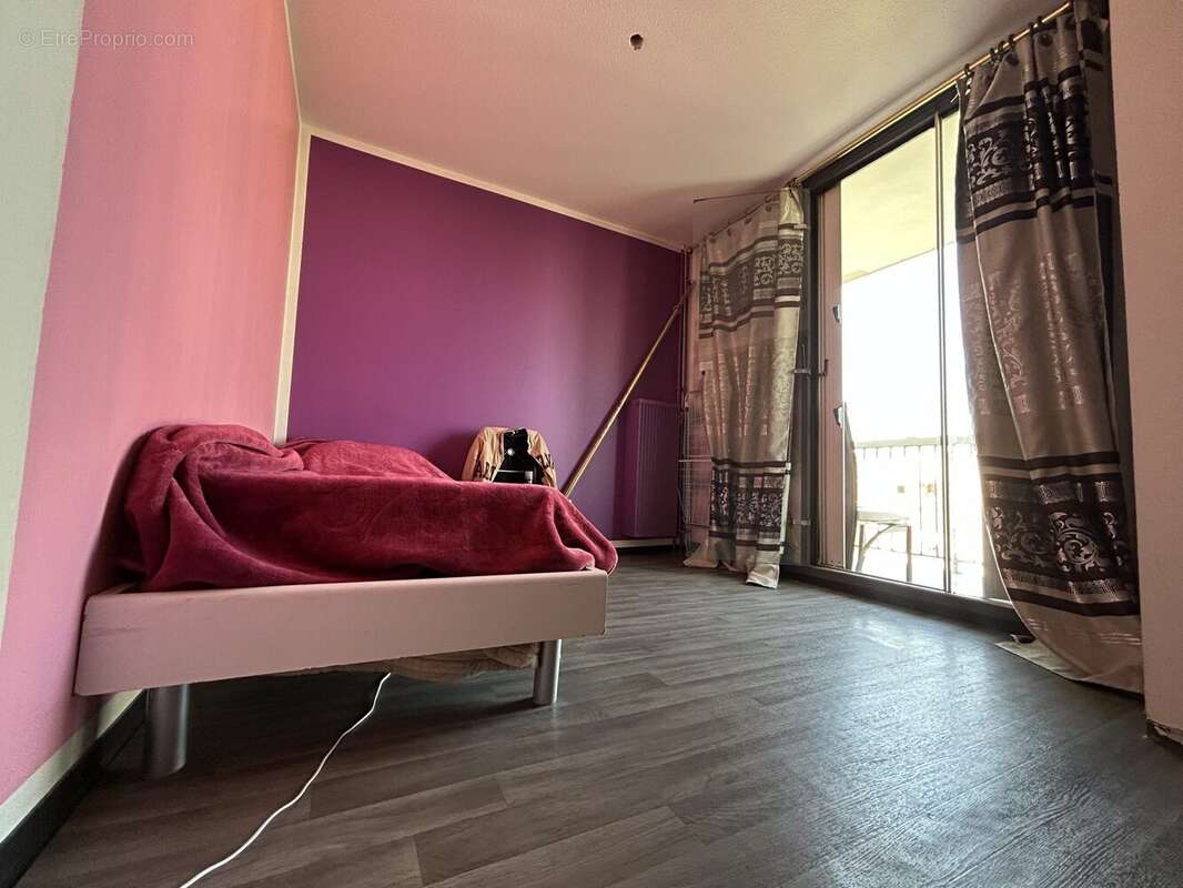 Appartement à VAULX-EN-VELIN