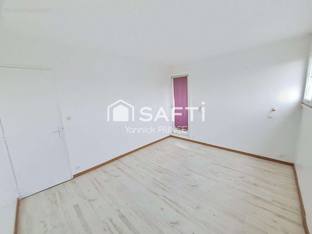 Appartement 97 m² à Sens  - photo 4
