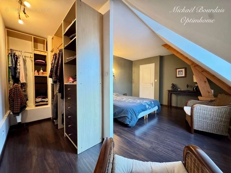 Maison à LA SUZE-SUR-SARTHE