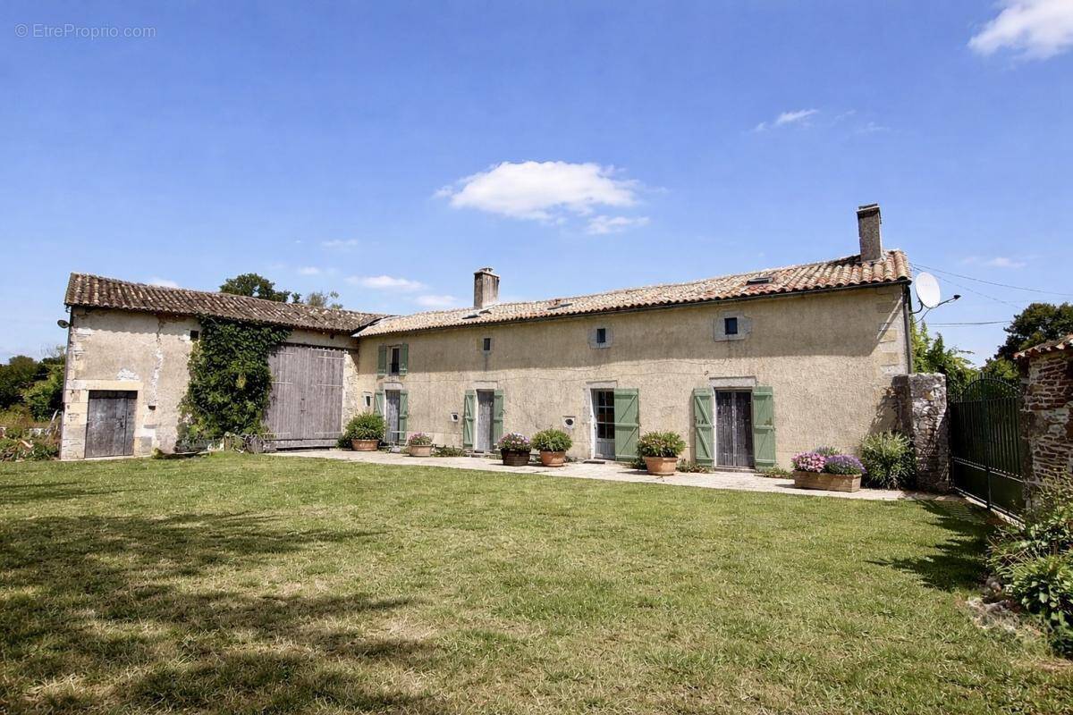 Maison à CHAUNAY