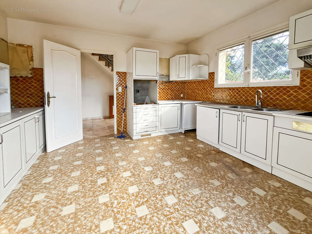 Appartement à MOUGINS