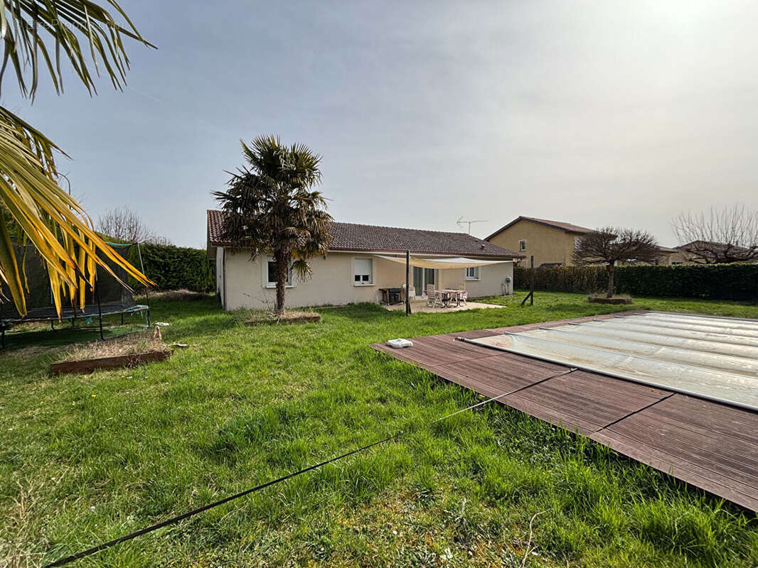 Maison à BALAN