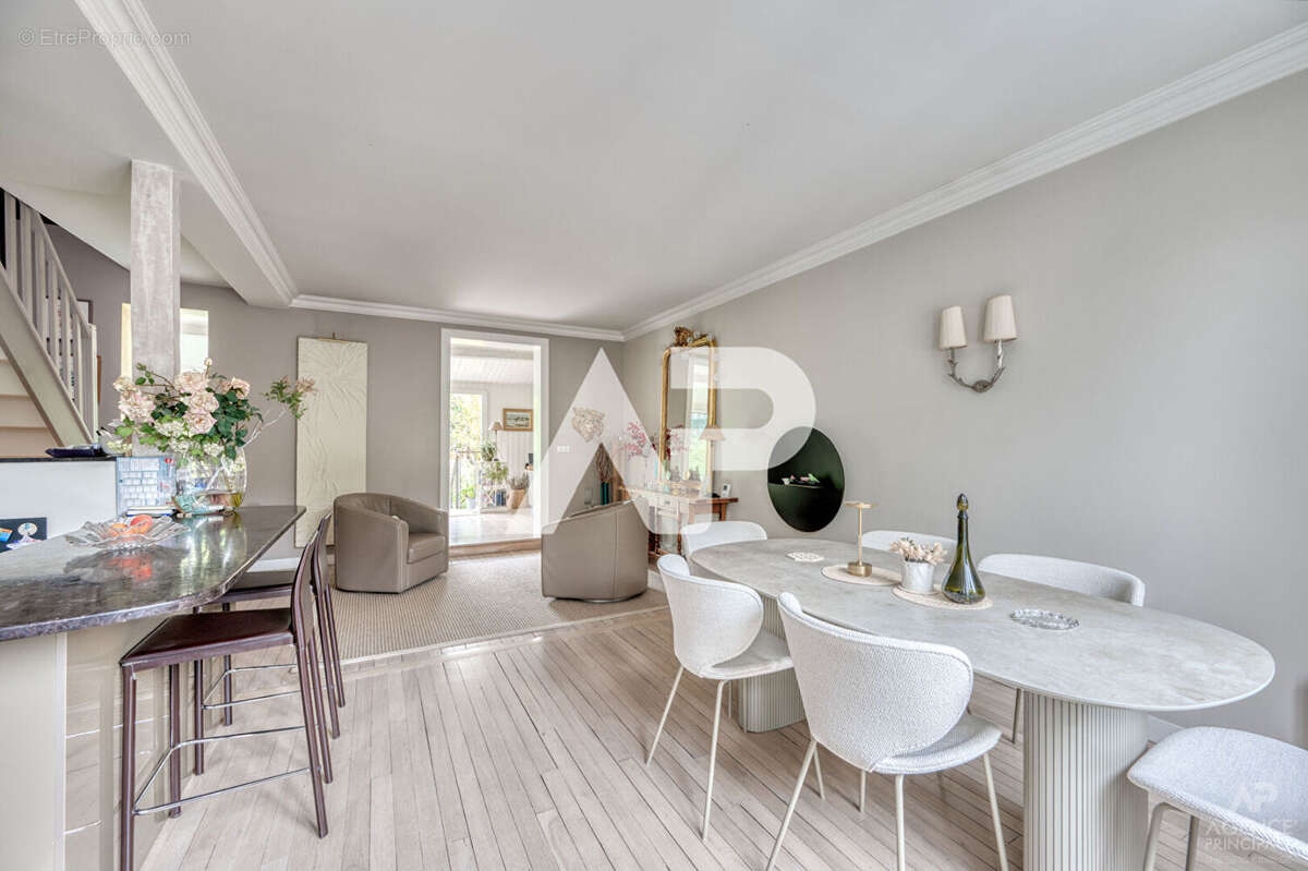 Maison à RUEIL-MALMAISON