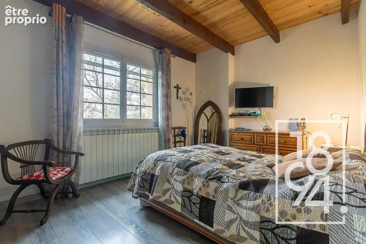 À vendre I Manosque I Maison 4 chambres I 130m² I Parcelle de 89 947m² - photo 9