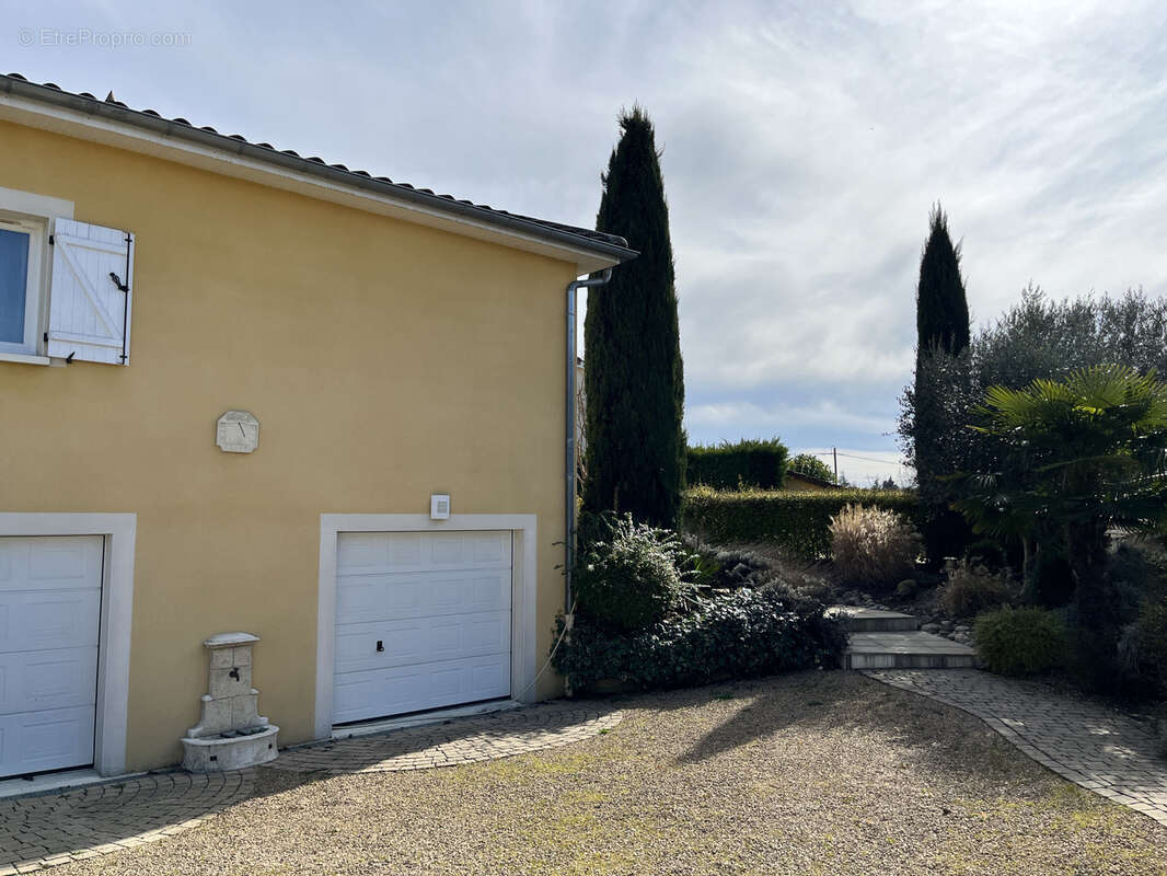 Maison à VILLEFRANCHE-SUR-SAONE