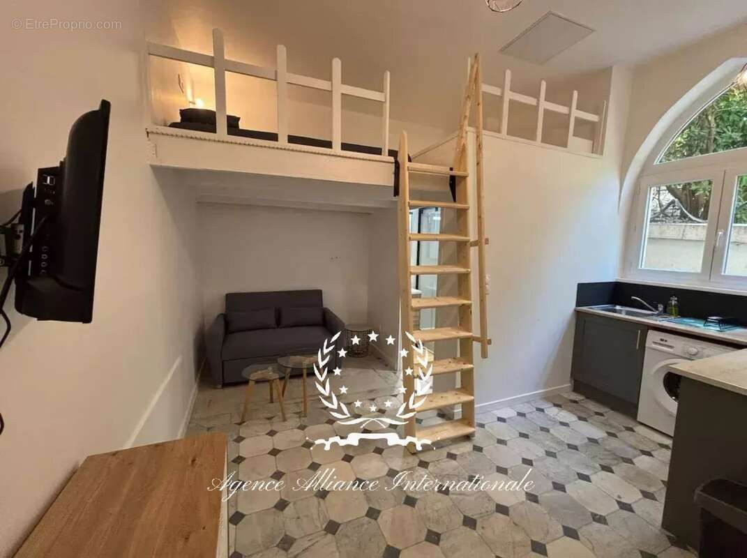 LOT 3 studios avec mezzanine à 50m  des plages - photo 2