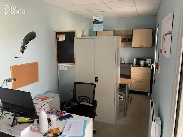 Commerce 160 m² à Saint-Symphorien  - photo 5