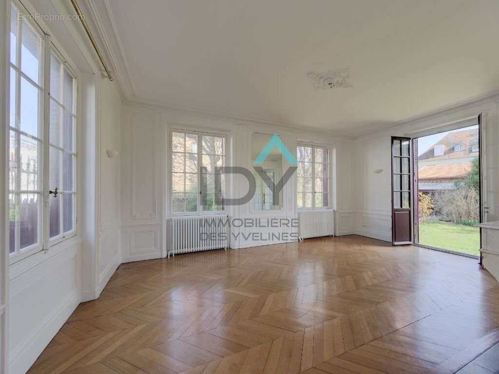 Maison à SAINT-GERMAIN-EN-LAYE