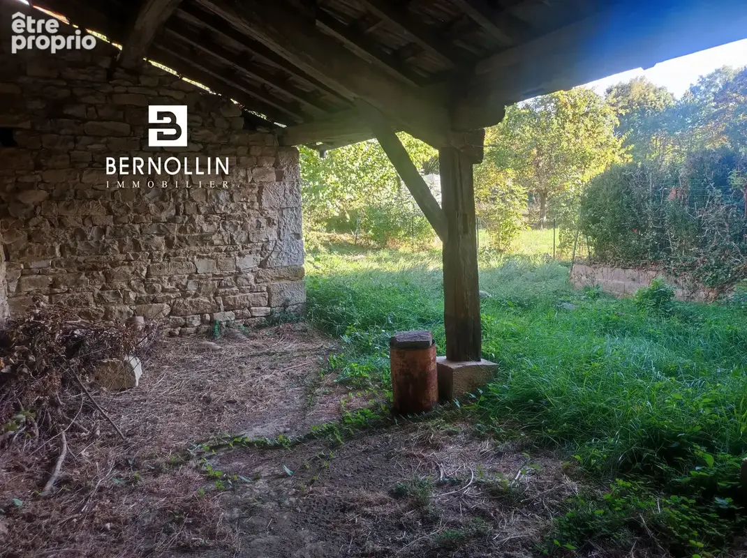 Maison de village en pierre à rénover de 90 m2 au coeur de Treffort - photo 6