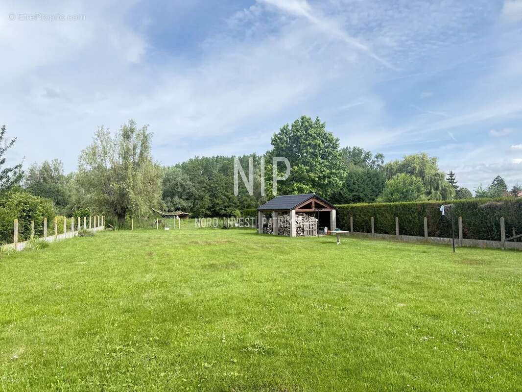 Plain pied 4 chambres sur 1370 m2 - photo 3
