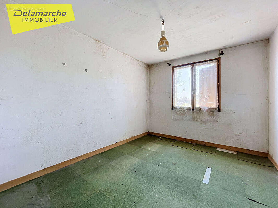 Maison 4 pièces sur sous-sol à vendre  à Aucey La Plaine (50170) sur env.468m² de terrain - photo 8