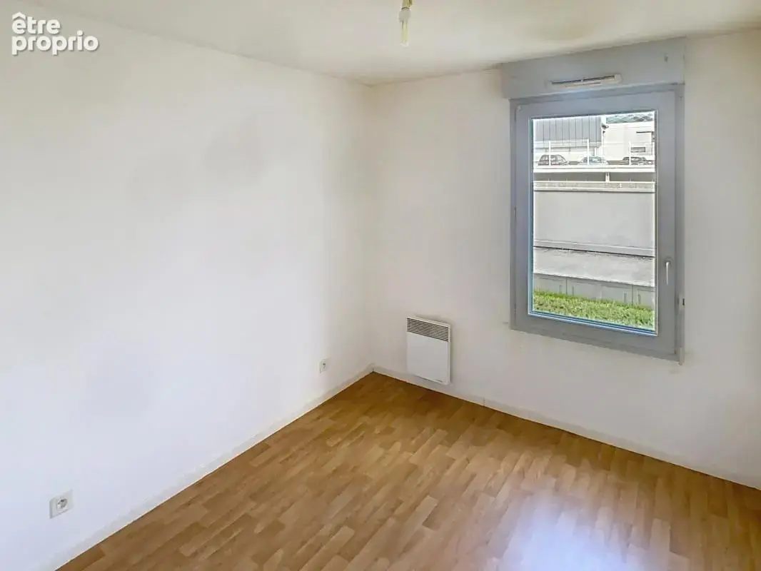 TRELAZE : appartement de 3 pièces, terrasse sud et stationne - photo 8