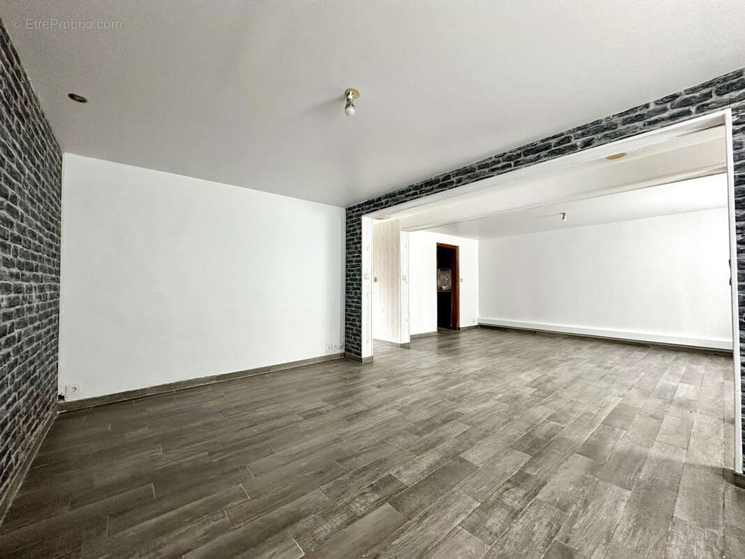 Maison à SAINGHIN-EN-MELANTOIS