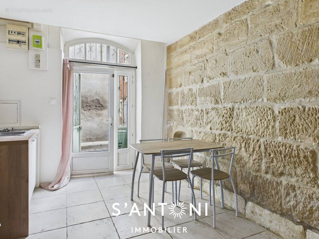 Maison à BESSAN