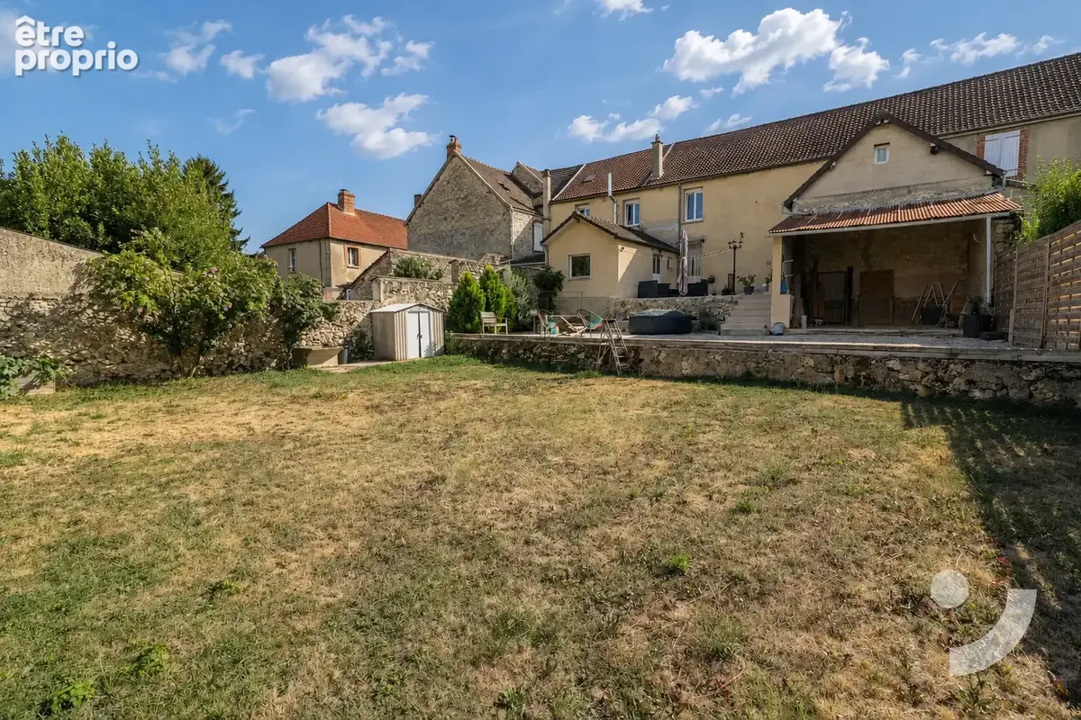 Grande maison familiale avec jardin, garage et terrasse - photo 14