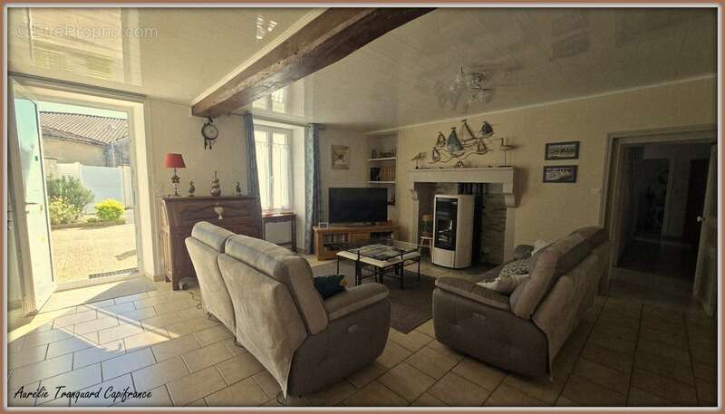 Maison à vendre 6 pièces proche de AULNAY (17), vie PLAIN PIED avec DEPENDANCE environ 100m² - photo 7