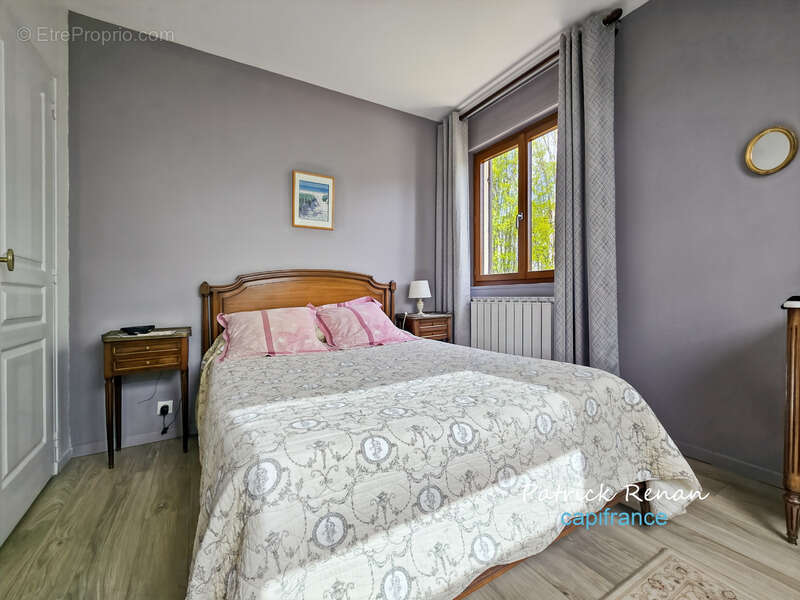 Maison à SAINT-CYR-L'ECOLE