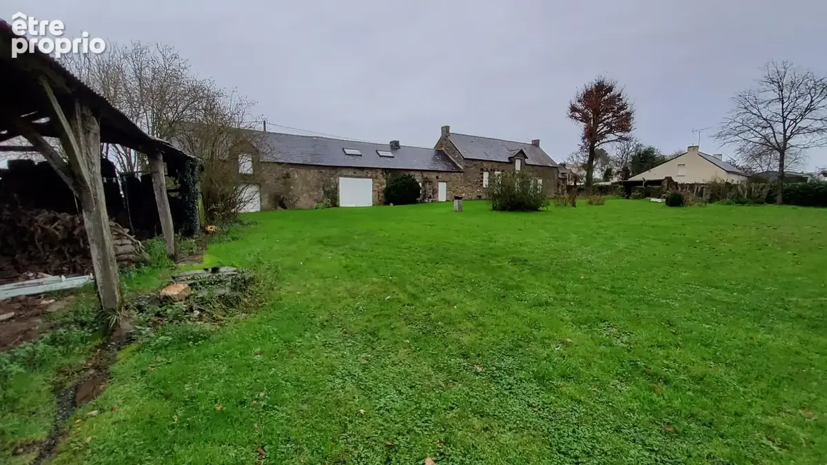 A VENDRE - Longère à rénover 110m2 - 5 pièces - 3 chambres - DERVAL - photo 11