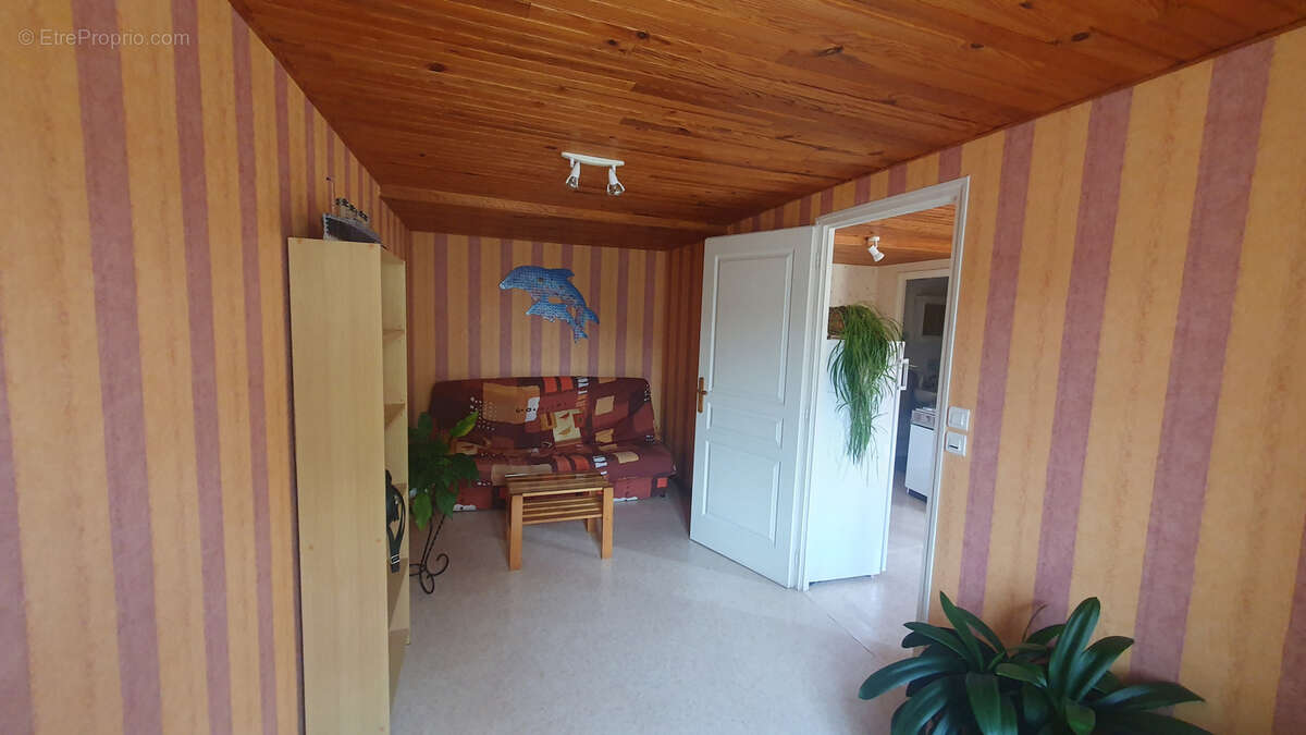 Maison en pierres mitoyenne - photo 7