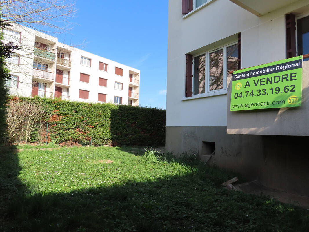 Appartement à PONT-DE-CHERUY