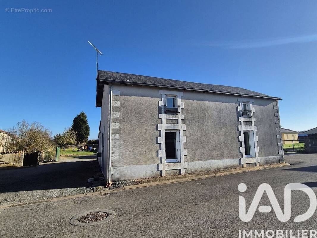 Photo 1 - Maison à DOUX