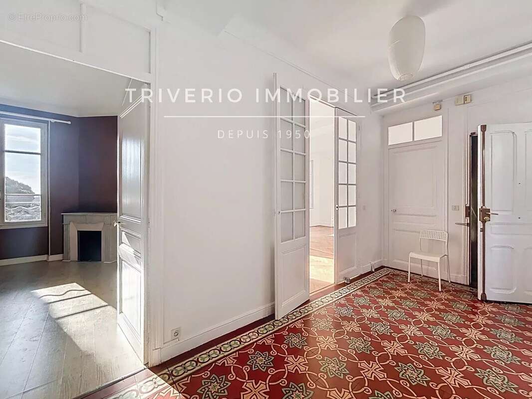 Appartement à LE CANNET