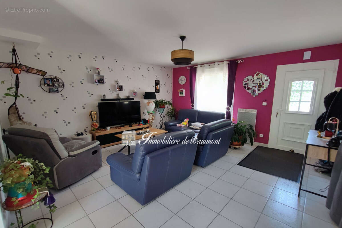 Maison 107 m² à Beaumont-Le-Roger  - photo 3