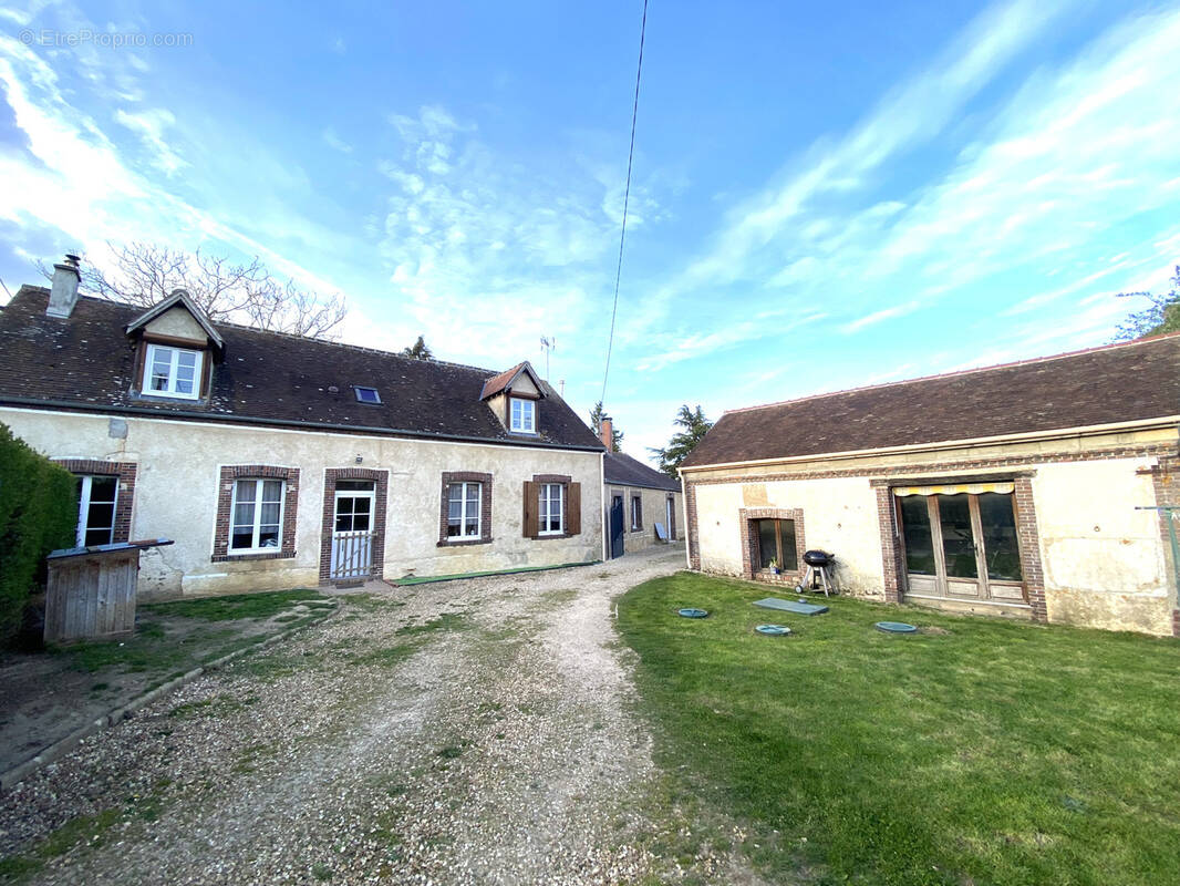 Maison à LE MESNIL-THOMAS