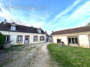 Maison à LE MESNIL-THOMAS