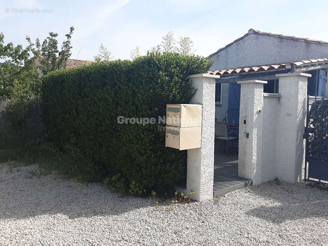 Maison à GREOUX-LES-BAINS