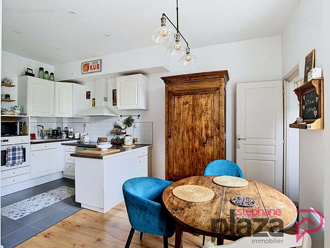 Tours / Velpeau, proche gare Appartement T3 de 70 m² avec cour - photo 4