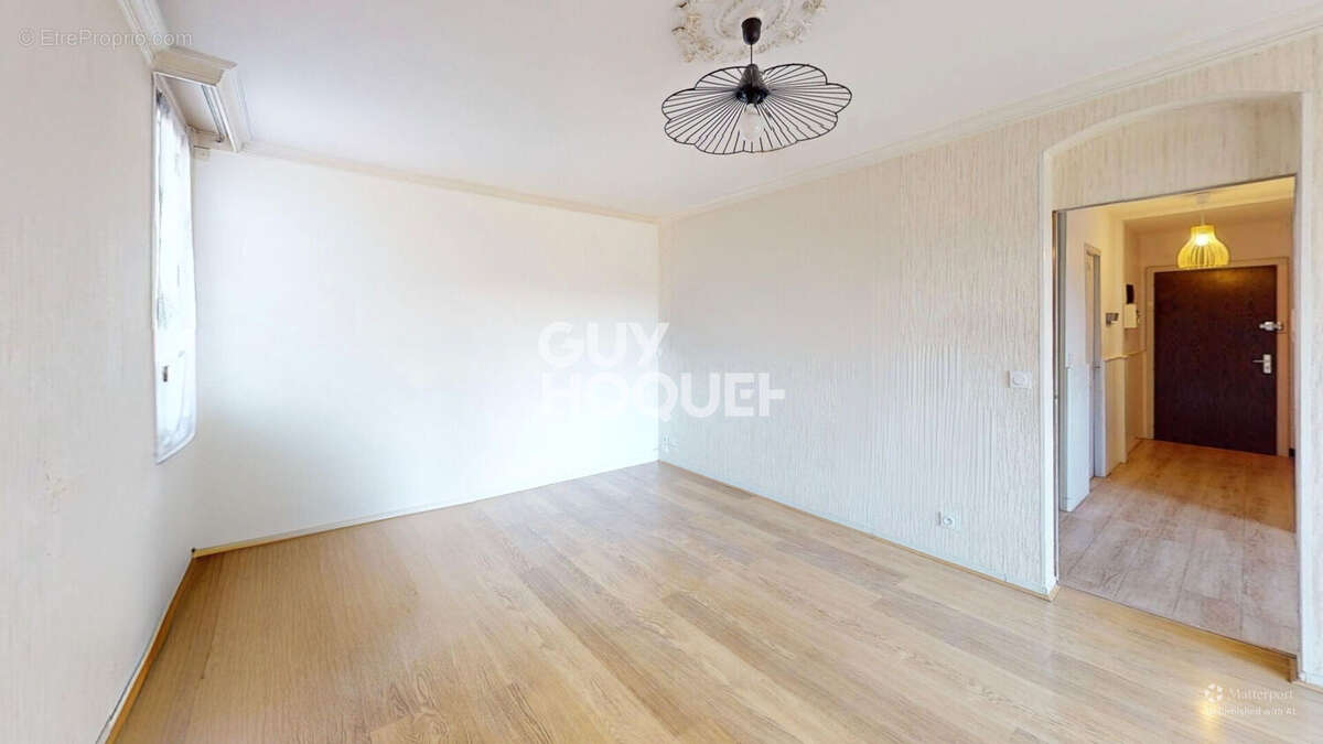 Appartement à SEYNOD