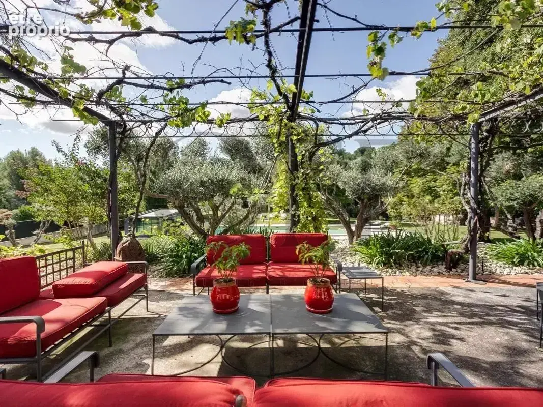 13012 Marseille - Propriété d’Exception – Villa Provençale de 471 m² sur une parcelle de 22000m2 - photo 4