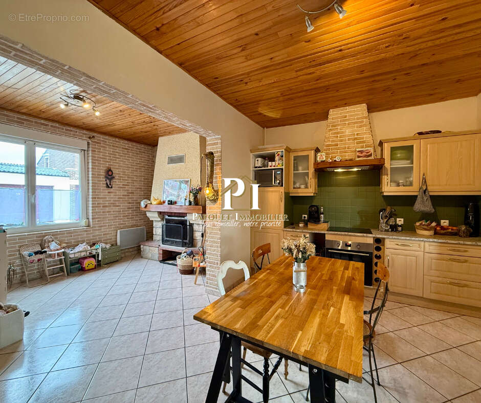 Maison semi mitoyenne à 2 km d'Albert ! - photo 2