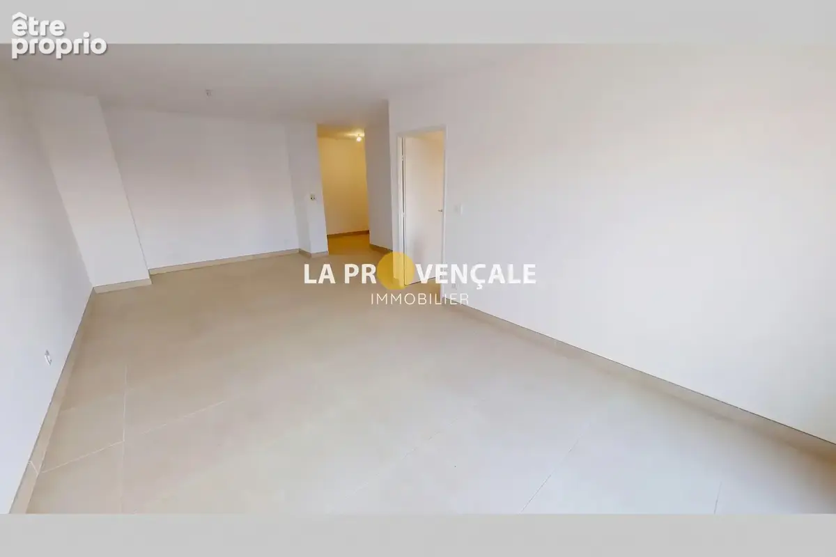 Appartement 3 pièces 83 m² à vendre à Trets (13530) - photo 4