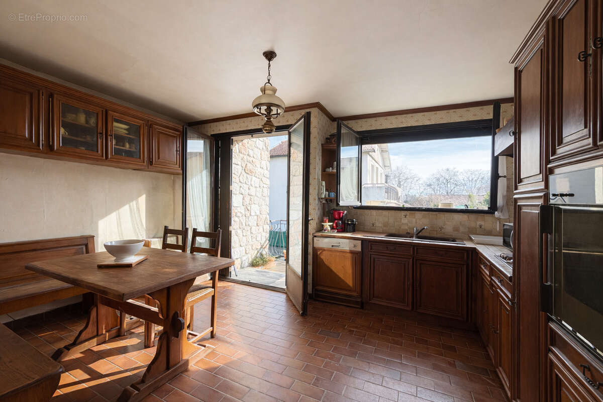 Maison à VILLEURBANNE